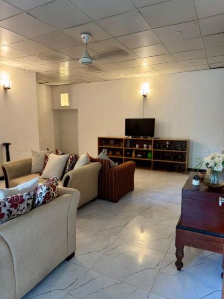 Living Room - 16.82 Perch Land with 4 Bedroom House for Sale in Thalahena, S1958
