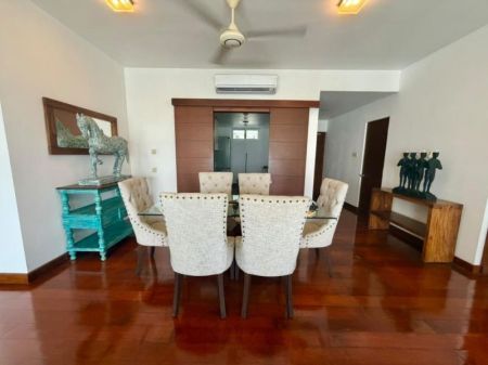 Dining room - Elegant 3 BR Apartment for rent in Rajagiriya 