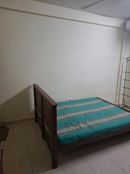 Bedroom - 🏙️ Modern City Living in Wellawatta