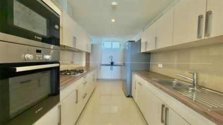 Kitchen - Apartment for sale in Rajagiriya 