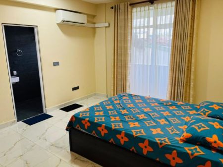 Bedroom - LUXURY FULLY-FURNISHED  3 BED APARTMENT FOR RENT – MOUNT LAVINIA  (Off Hotel Road)