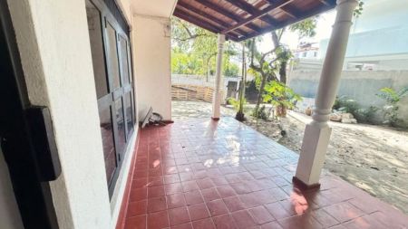 Exterior - Commercial House for Rent – Suvisuddarama Road, Wellawatta, Colombo 06