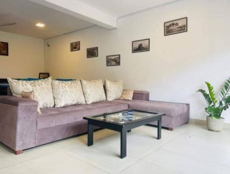 Living Room - 7 BR Furnished Villa for Rent in Colombo 05 – PDC142
