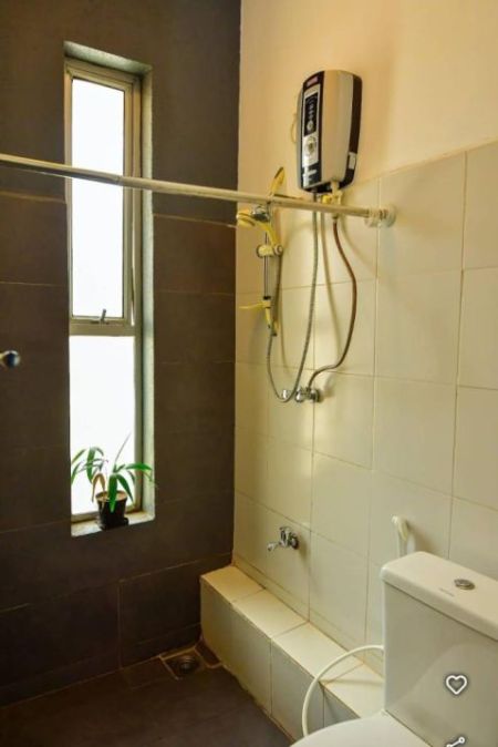 Bathroom - 7 BR Furnished Villa for Rent in Colombo 05 – PDC142