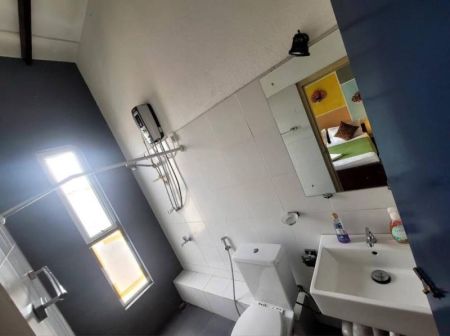 Bathroom - 7 BR Furnished Villa for Rent in Colombo 05 – PDC142