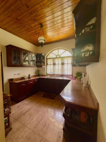 Kitchen - Modern House for Sale in Malabe – PDH372