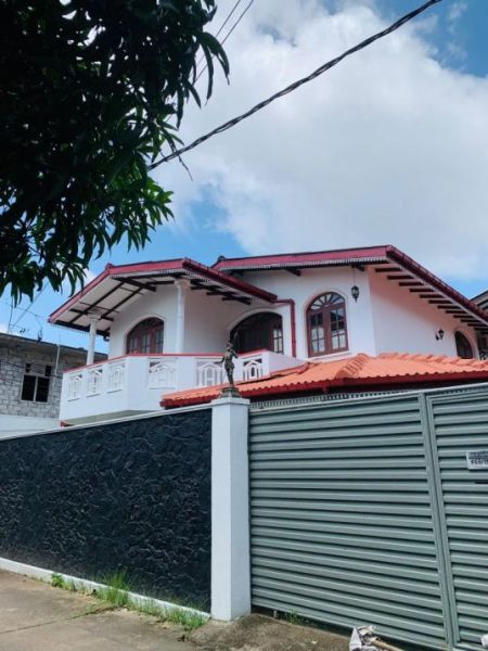 Exterior - House For Sale - Kelaniya (Home & Income)