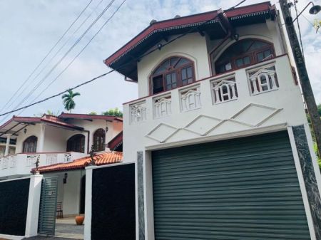 Exterior - House For Sale - Kelaniya (Home & Income)