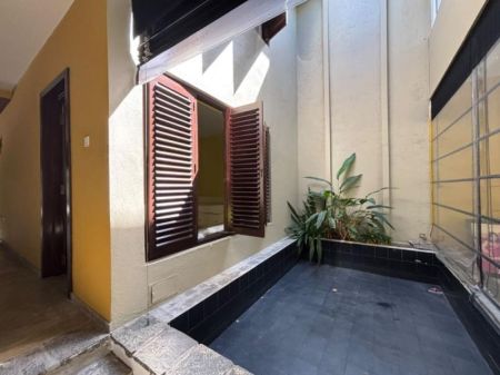 Exterior - Fully Furnished 4-Bedroom House for Rent – Battaramulla – LKR 350,000/Month (EM026DV)