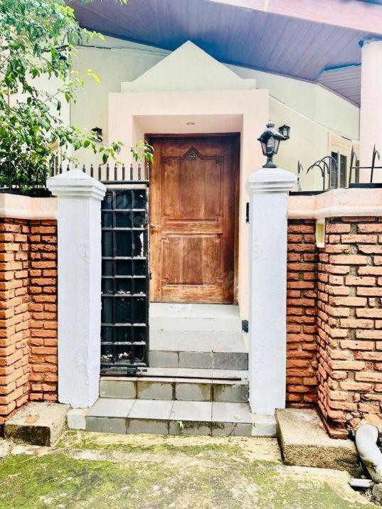Exterior - House for rent in Battaramulla