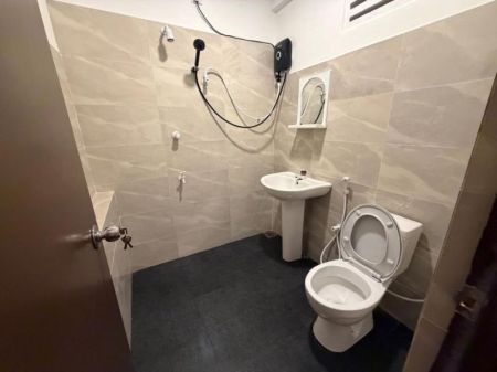 Bathroom - 11 BR Hotel for Rent in Nawala – PDC154