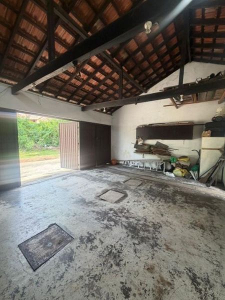 Exterior - Rare Colonial Character Home for Sale in Colombo 07 | Land Value Opportunity
