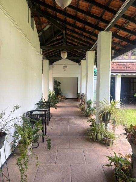 Exterior - Rare Colonial Character Home for Sale in Colombo 07 | Land Value Opportunity