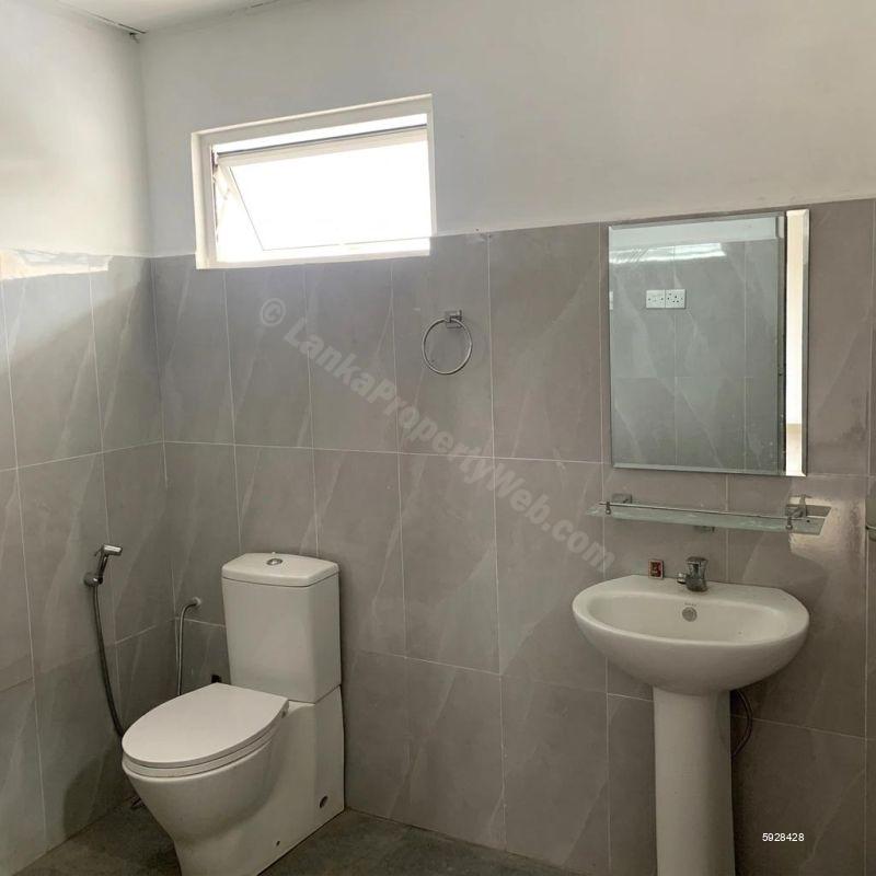 House for sale in Pita Kotte