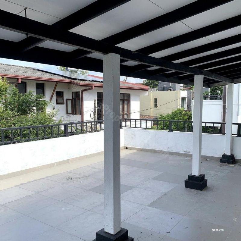 House for sale in Pita Kotte