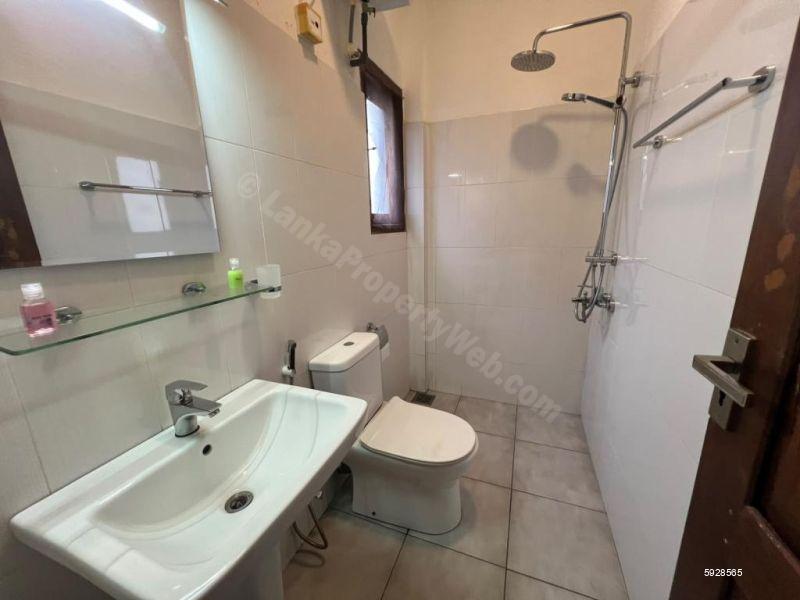 Commercial for rent in Colombo 2