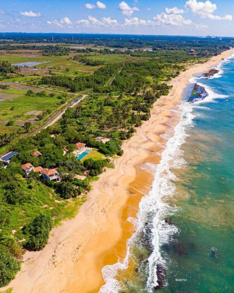 Beachfront land for sale in Ambalantota
