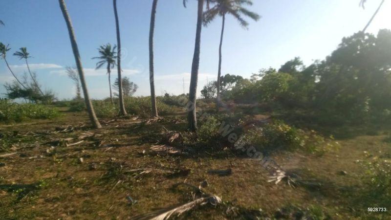 Beachfront land for sale in Ambalantota