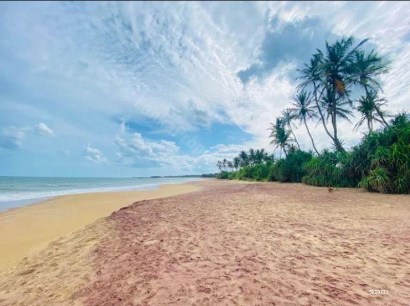 Beachfront land for sale in Ambalantota