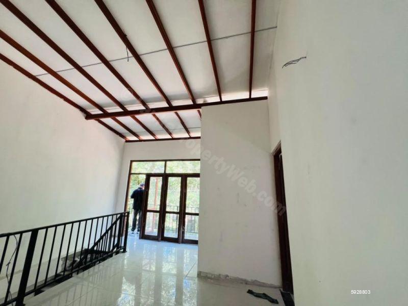 House for sale in Kottawa