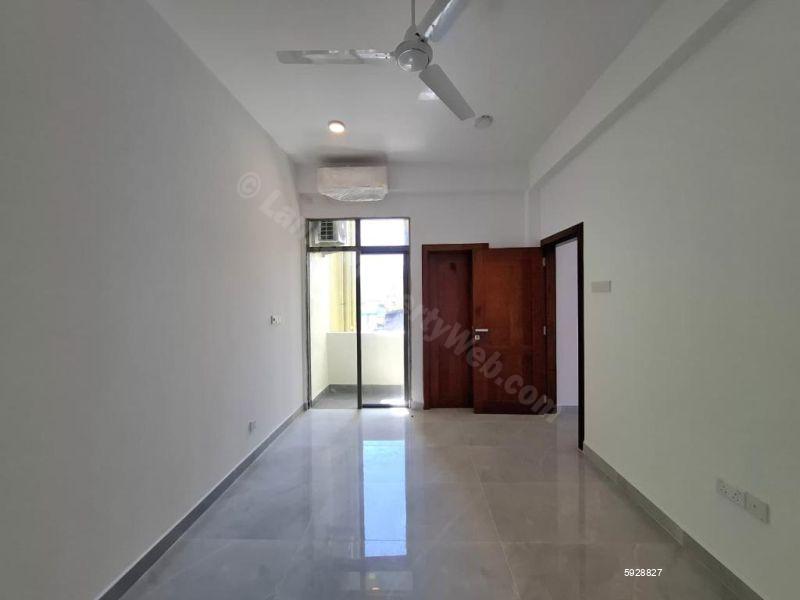 Apartment for sale in Dehiwala