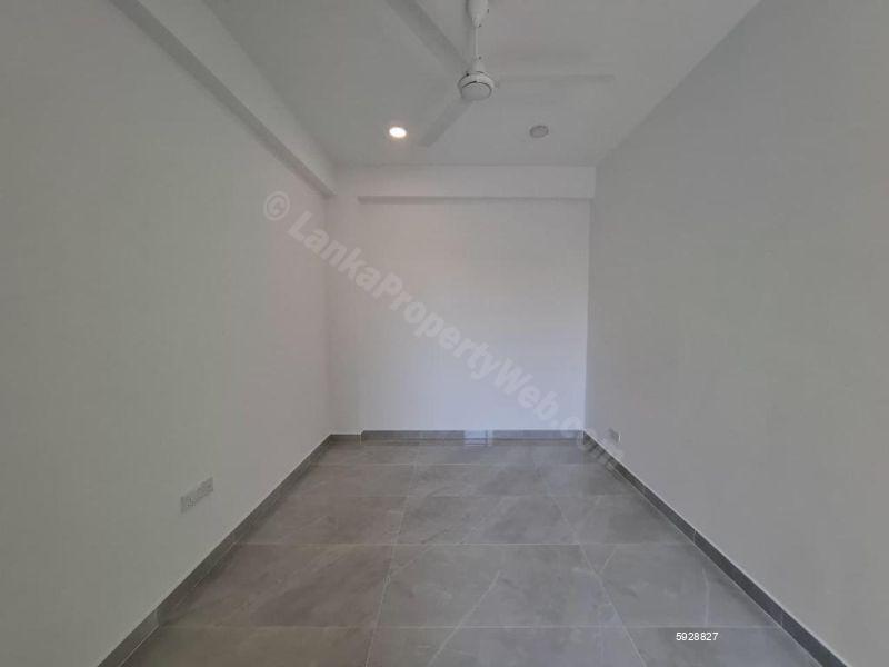 Apartment for sale in Dehiwala
