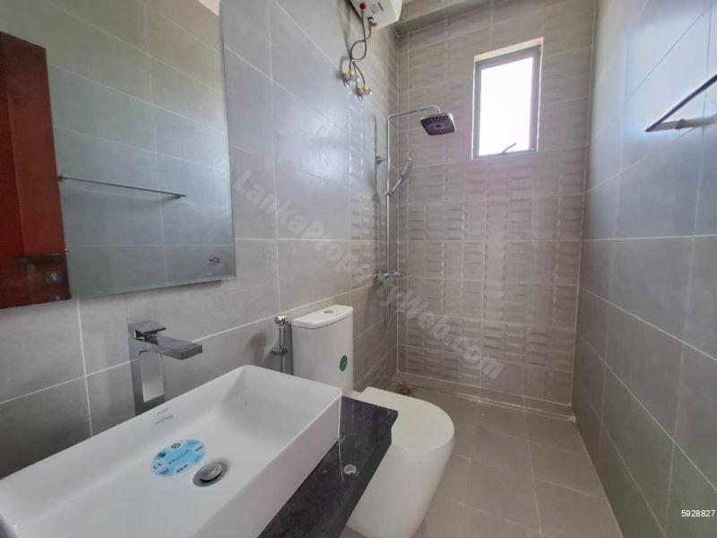 Apartment for sale in Dehiwala