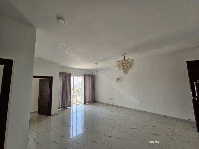 Apartment for sale in Mount Lavinia
