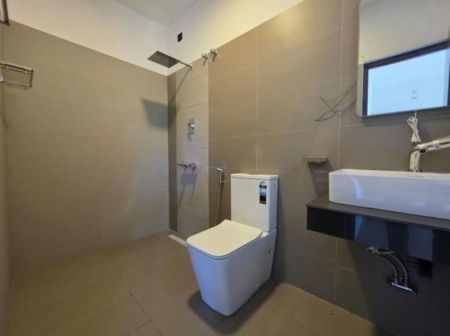 Bathroom - 08 Bedroom Unfurnished 03 Storied House for Sale in Dehiwala (A3013)