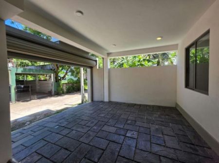 Exterior - 08 Bedroom Unfurnished 03 Storied House for Sale in Dehiwala (A3013)