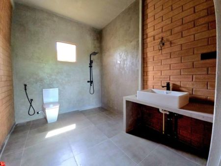 Bathroom - Modern Designed Luxury Villa House For Sale In Kahathuduwa 