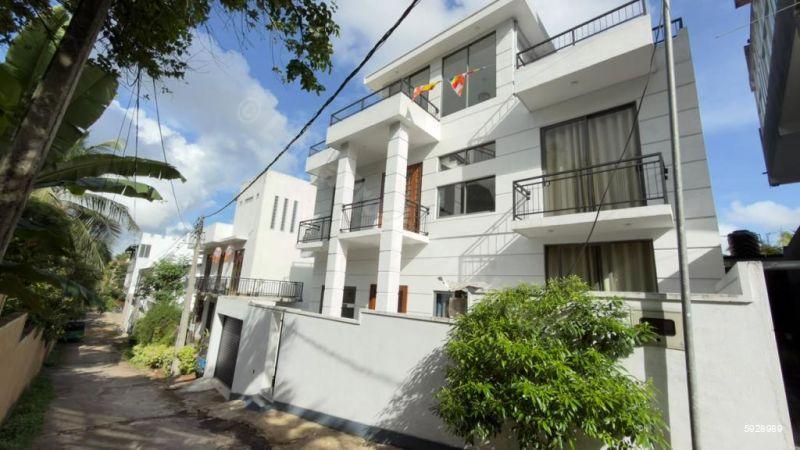 House for sale in Kottawa