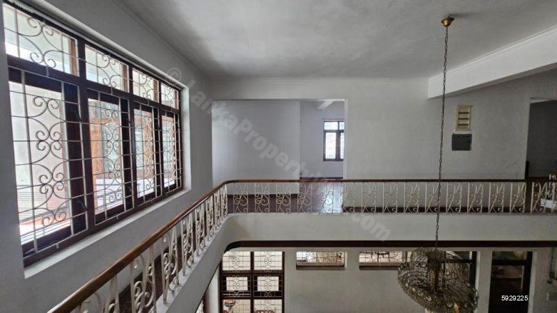 House for sale in Colombo 4