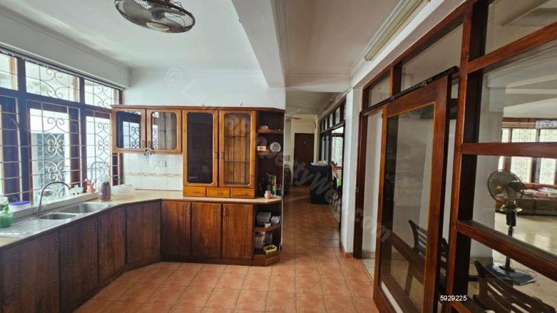 House for sale in Colombo 4