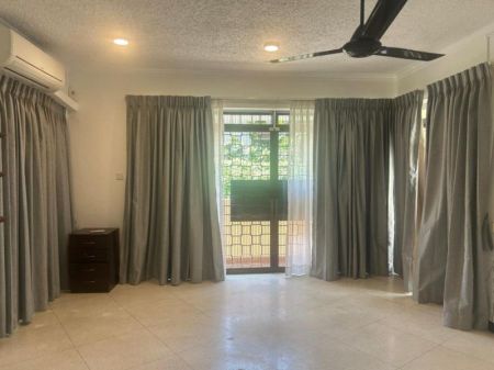 Living Room - Spacious 5-Bedroom House for Rent on Gregory’s Road, Colombo 7