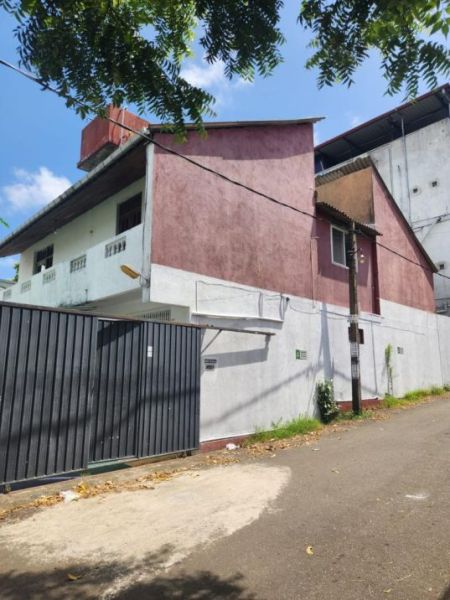 Exterior - 4-Bedroom Two-Storey House for Lease in Prime Pitakotte