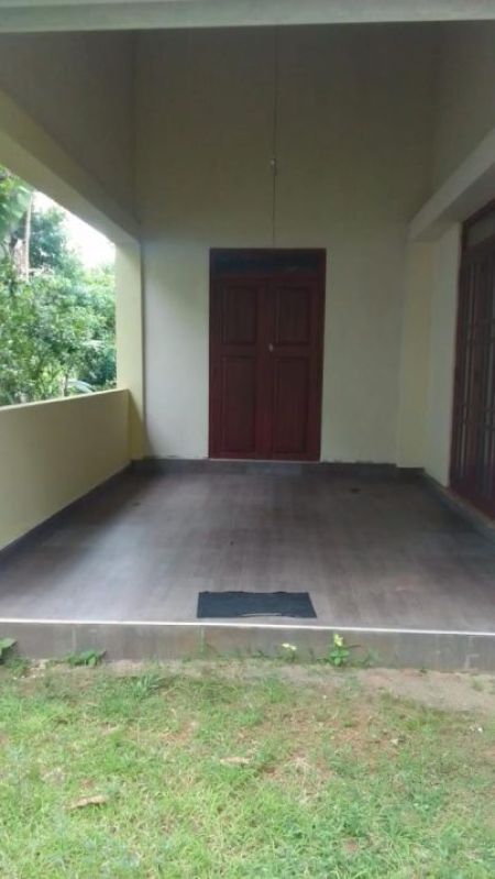 Exterior - Kandana Hapugoda 03 Bed Room House on 33.2 Perches of Land for Sale 