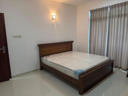 Bedroom - Fully Furnished 3BR Apartment for Sale at Span Tower, Mount Lavinia