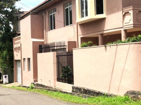 Exterior - Spacious House for Sale & Rent – Udahamulla, Nugegoda