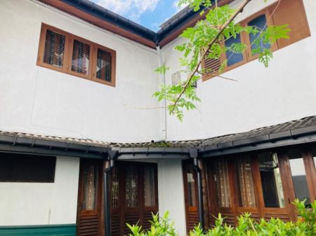 Exterior - 28.5 perch Property for sale in Rajagiriya road