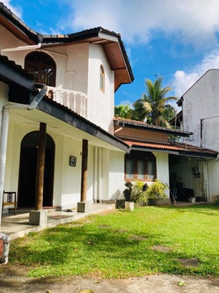Exterior - 28.5 perch Property for sale in Rajagiriya road