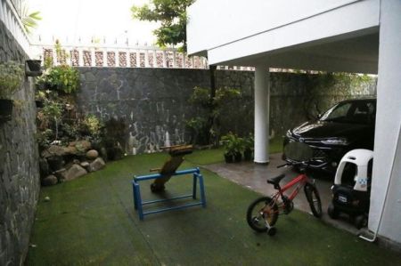 Exterior - 06 Bedroom Furnished 03 Storied House for Rent in Colombo 03 (A2162)