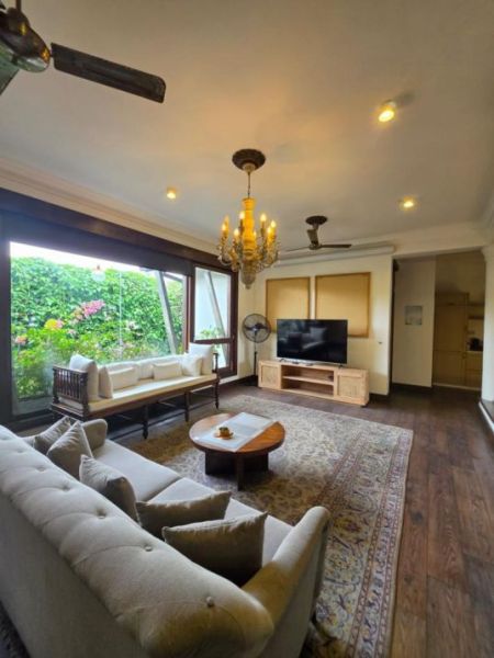 Living Room - FOR Rent | Colombo 5 | 5-Bedrooms |  Luxury House