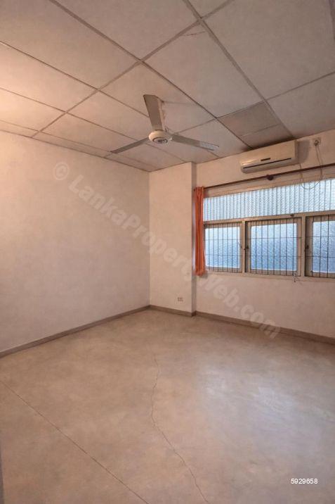 House for sale in Rathmalana