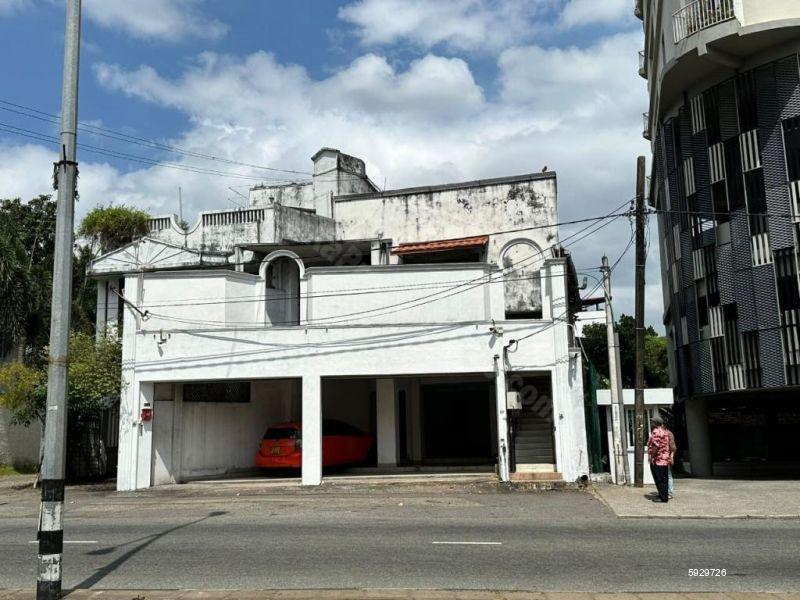 Commercial for rent in Colombo 8