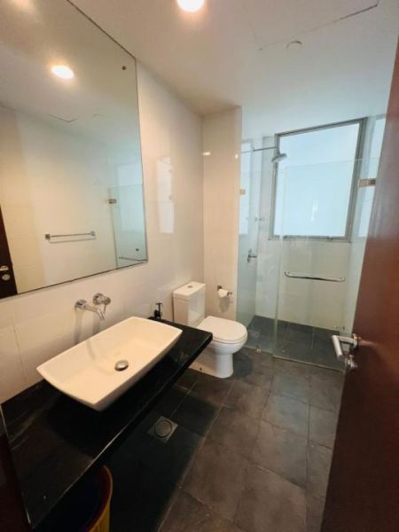 Bathroom - Fully Furnished 3BR Apartment in Emperor Colombo FOR SALE