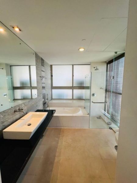 Bathroom - Fully Furnished 3BR Apartment in Emperor Colombo FOR SALE