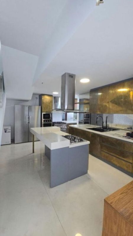 Kitchen -  Park Heights - 04 Bedroom Unfurnished Apartment for Sale in Colombo 05 (A5845)
