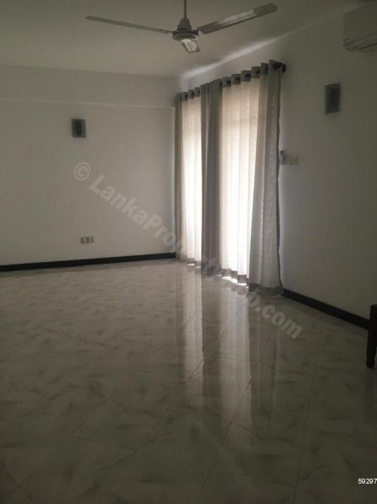 Apartment for sale in Colombo 5