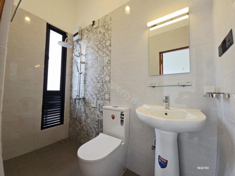 Bathroom - House for sale in Piliyandala